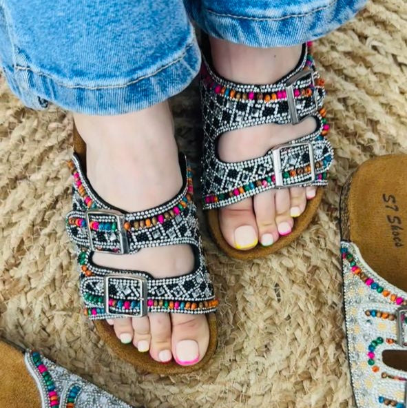👡 صندل نسائي مرصّع بالأحجار 2025 -9